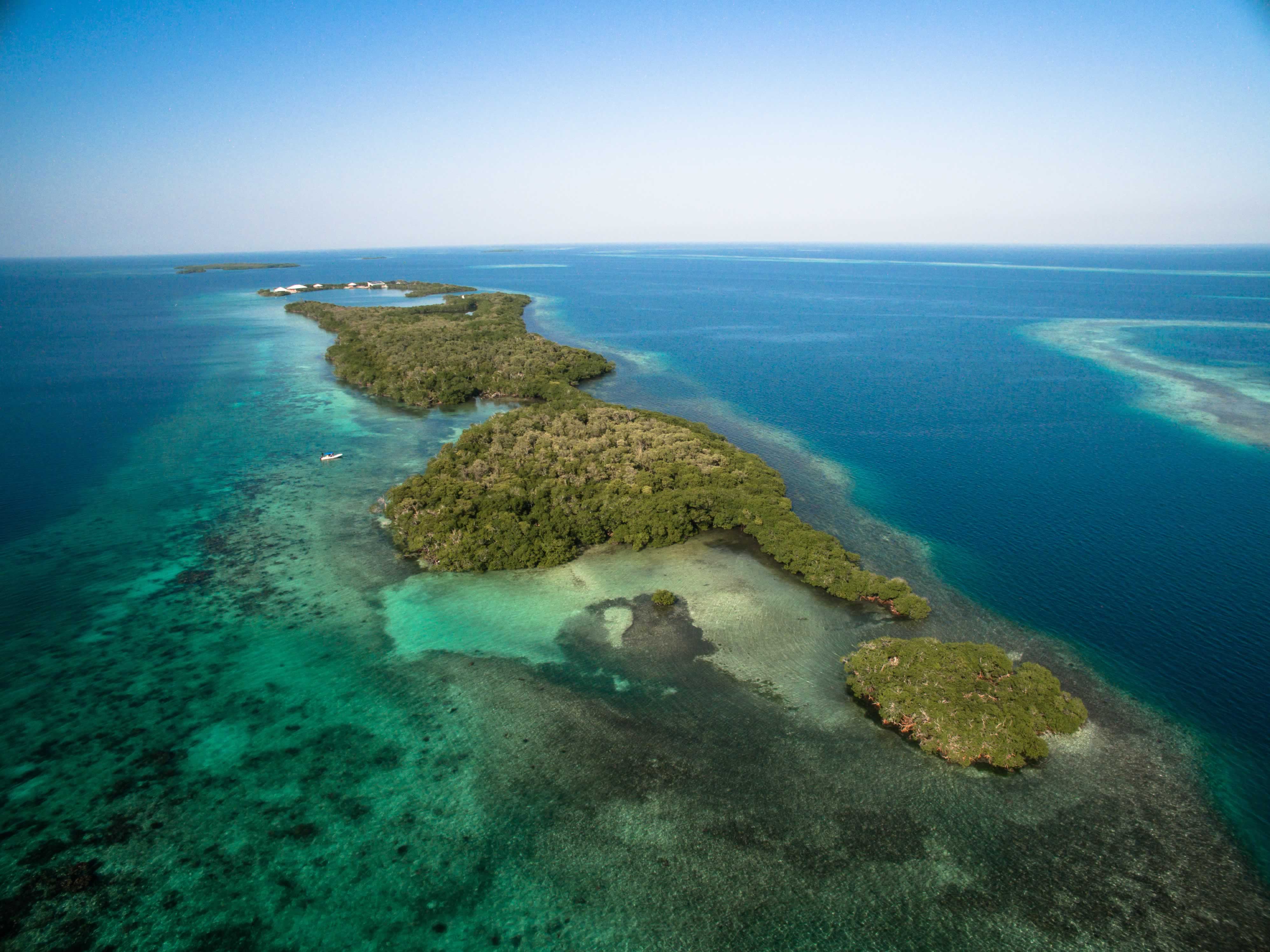 Saddle Caye 5.9 - Belize, Central America - Private Islands for Sale