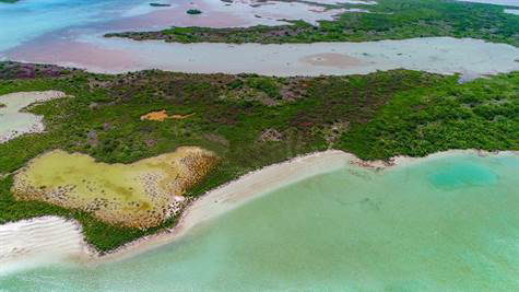 Deer Caye - Belize, Central America - Private Islands for Sale